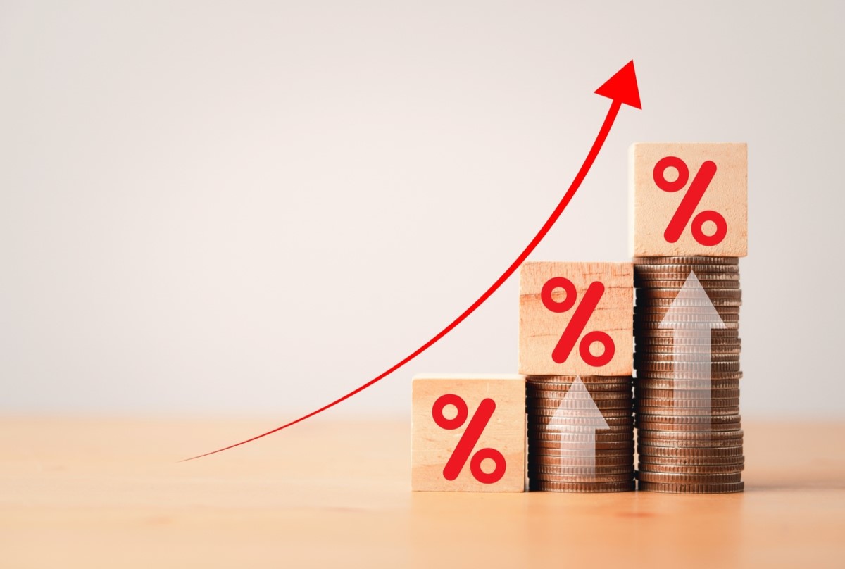 iDeCo（イデコ）とNISA（ニーサ）の違いは？どちらを選ぶか迷っている人へわかりやすく解説｜auフィナンシャルパートナー